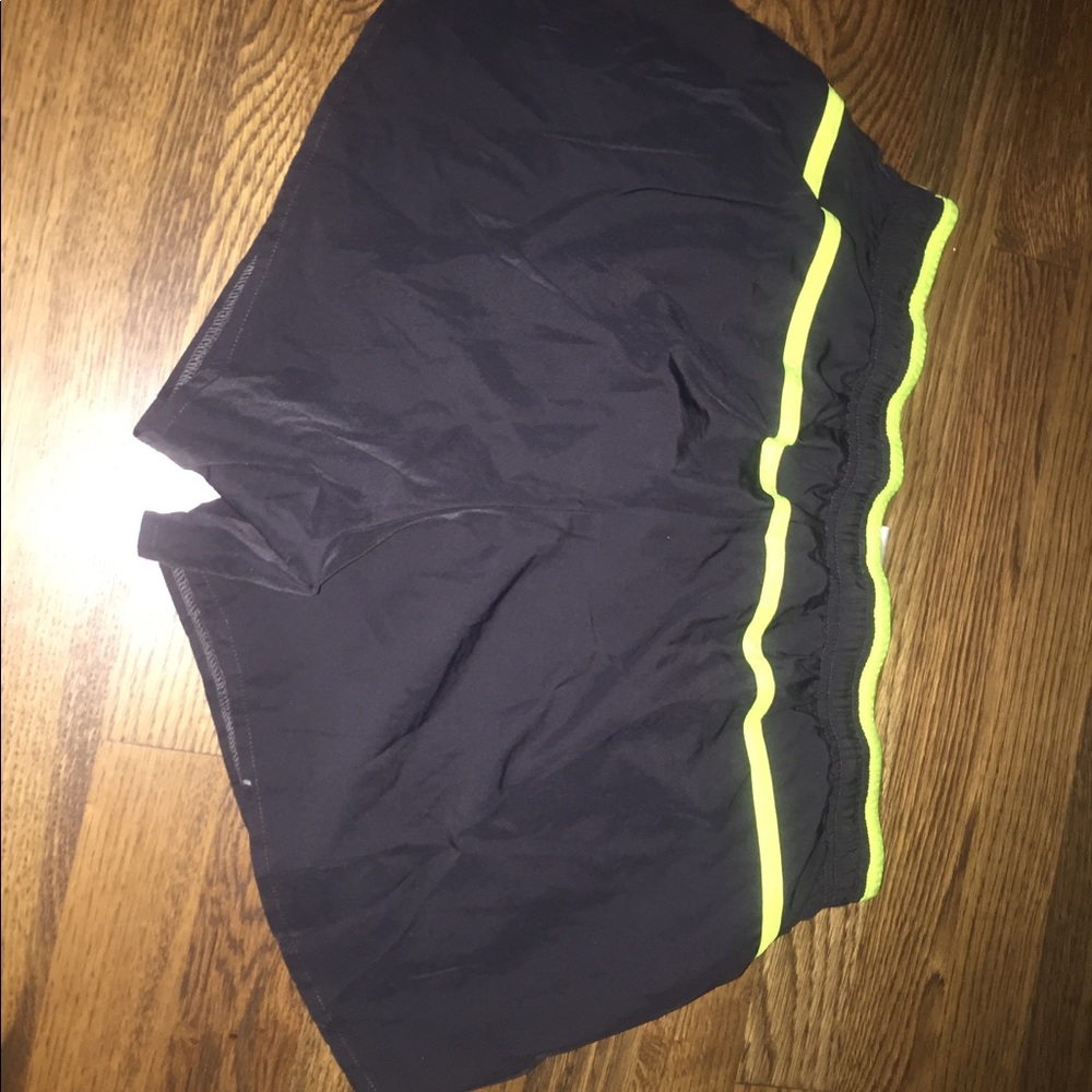 Shorts - Picture 2 of 2